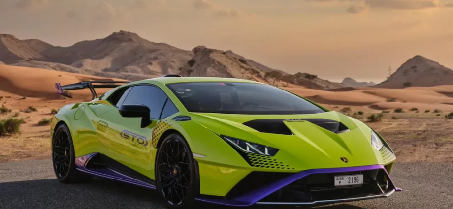 Pros And Cons Of Renting An Electric Car For A Week